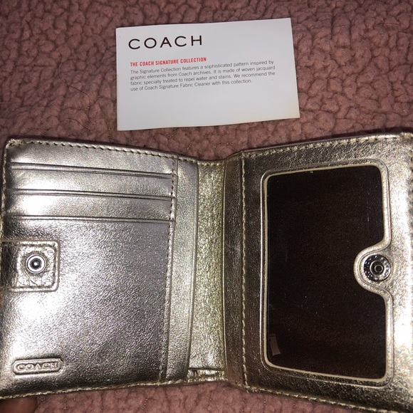 Coach Signature Wallet in Gold - Picture 6 of 6